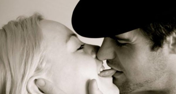 女生第一次接吻有什么要注意的细节