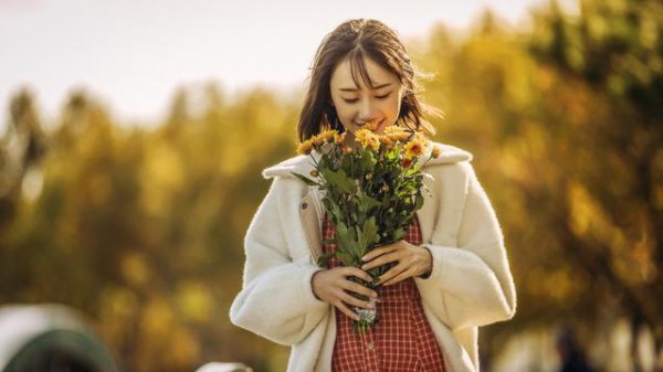 内心空虚的女人特点