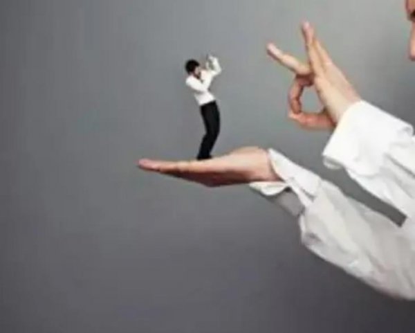 什么是真正的小人嘴脸