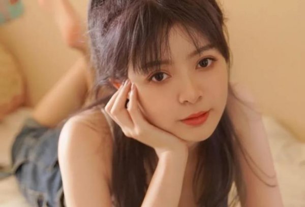 女生答应你追她的表现
