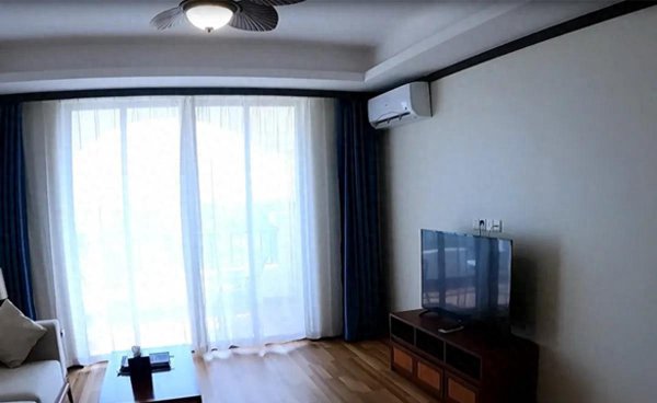 老挝人均收入一个月多少钱