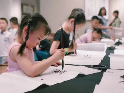 男孩学什么兴趣班比较好 这4类兴趣班最适合男孩学