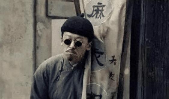 遇到主动给你算命的人好还是不好