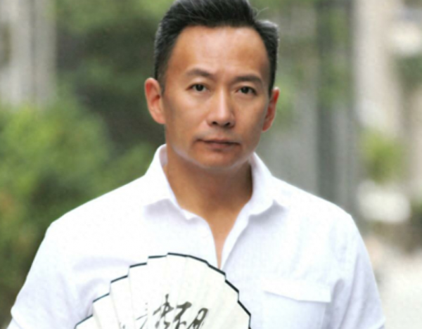 主持人王小骞个人资料简介及家世