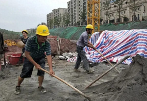 工地搬砖一天多少钱现在