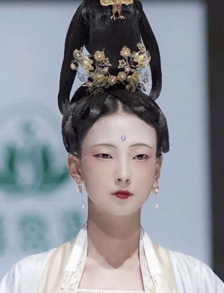 怎么知道自己是什么脸型图片