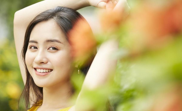 第一次约女生看电影能牵手吗