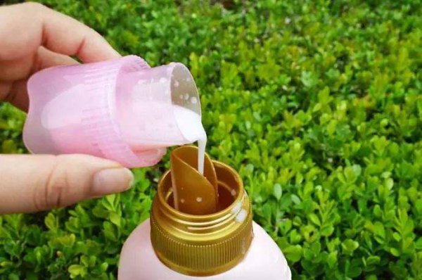 拖地板用什么方法最干净最快