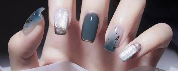 手黑适合的美甲颜色