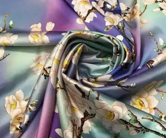 仿真丝是什么材料做成的