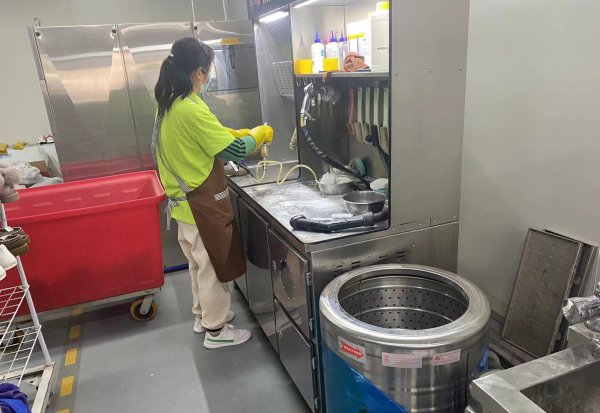 开一家洗鞋店需要多少投资