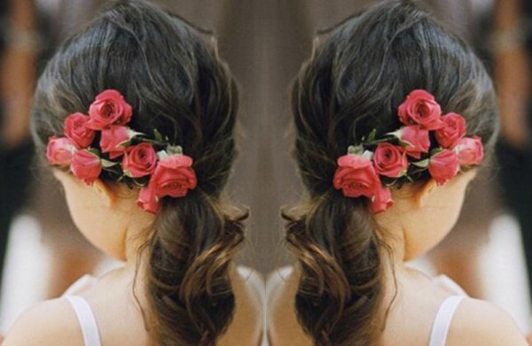 超唯美可爱的婚礼花童发型图片