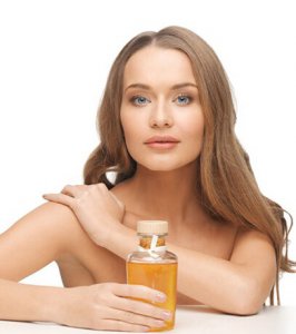 橄榄油的美容作用让皮肤保持细腻 橄榄油美容：保持肌肤细腻动人