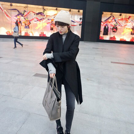 2024韩国女生冬季服装搭配技巧