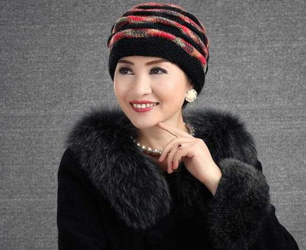 中老年冬季女帽子演绎优雅范儿
