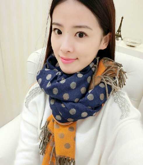 秋季女士围巾轻松HOLD住时尚