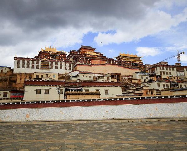 六七月份去哪旅游好