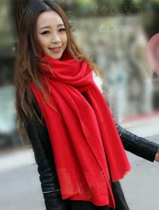 冬季大红色针织毛线围巾