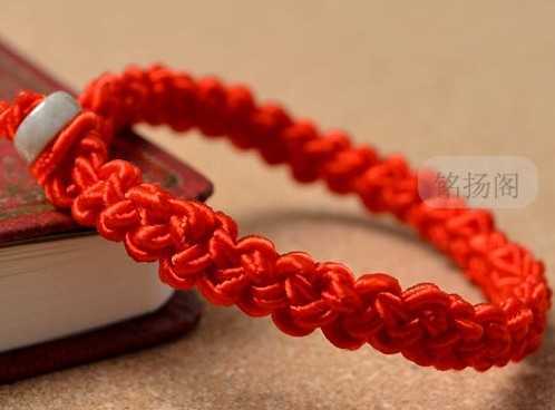 新年手工编织红绳手链