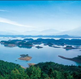 五个中国最美的湖泊推荐 推荐五大风景如画的中国湖泊