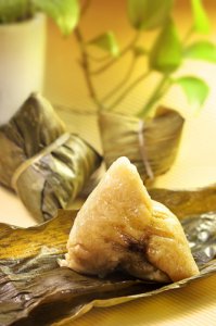 粽子的做法和包法 制作和包裹粽子的步骤和技巧