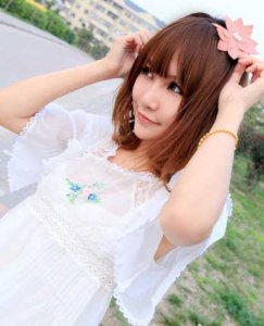 甜美女生最爱—甜美时尚短烫发 迷人女生的首选—时尚短发魅力