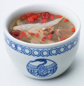 3款经典广东祛湿汤做法 制作3款经典广东祛湿汤的方法