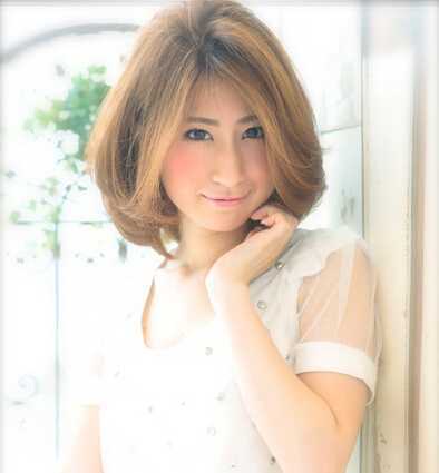 圆脸女生发型设计