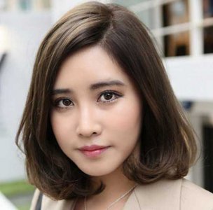 适合方脸型的时尚卷发发型 时尚卷发：打造完美迎合方脸型的发型