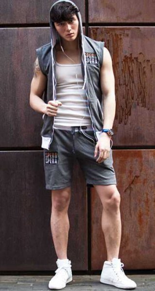 韩版最新帅气夏天薄款男装