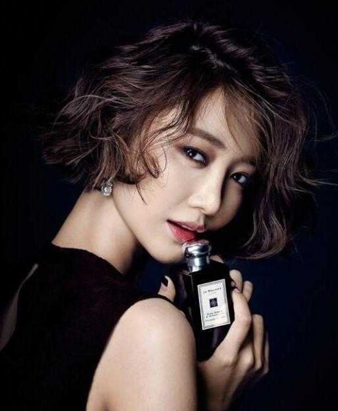 韩国女明星高俊熙短发发型图片欣赏