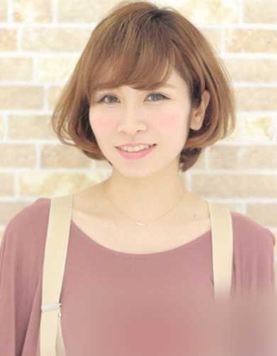 圆脸女生适合的短发