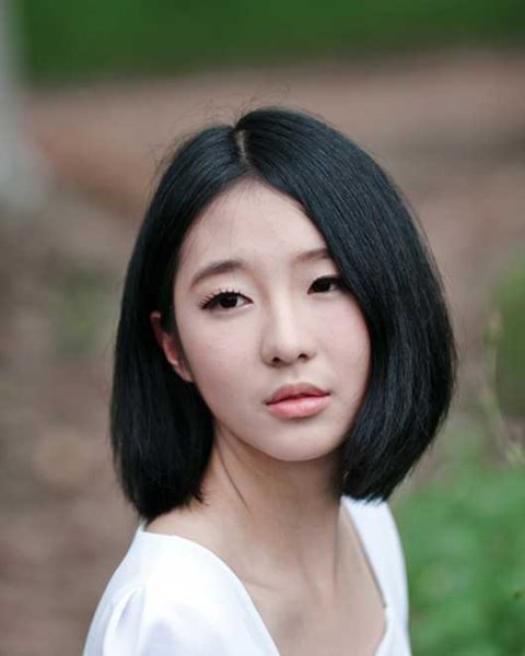 超好看时尚女生减龄短发发型图片