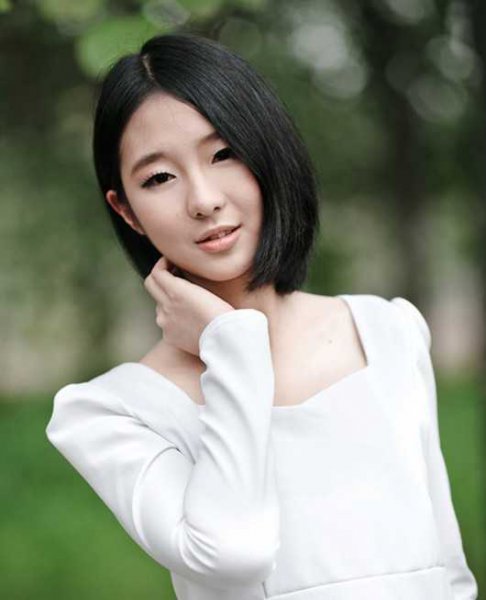 超好看时尚女生减龄短发发型图片
