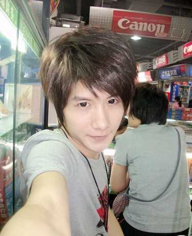 90后男生杀马特短发发型图片