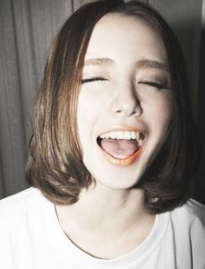 韩版小清新中分短发学生头 韩风学生短发清新中分造型