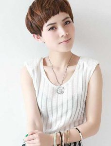 超时尚女人味的短发发型设计 时尚短发设计展现女性魅力