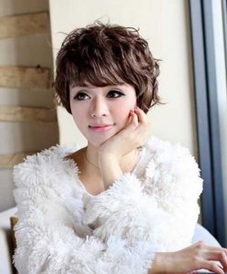 女生可爱小萝莉范短发发型 甜美清新女生短发造型