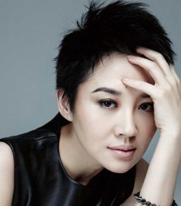 五款露耳帅气女生超短发示范 展示五款潮流短发彰显女生帅气露耳魅力