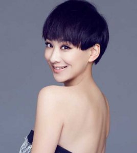 一览五款率性可爱女生露耳短发 五款率性可爱女生的露耳短发一览