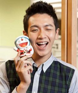 分享柯震东帅气短发发型图片 柯震东短发帅照分享