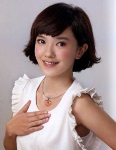 人气女星短发图片众女星发型比拼 女星短发造型PK：人气女星发型对比