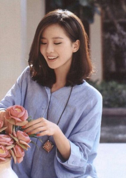 气质美女最爱的齐肩发型