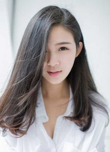 气质中长发发型要的就是这个范！ 迷人中长发发型完美展现气质魅力