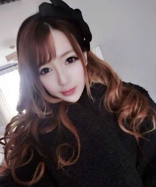 夏季最火热女生长发发型图