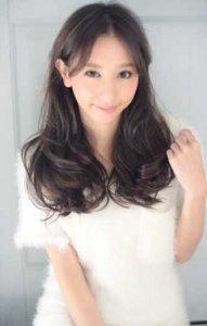 今秋试试甜美荷叶头 令你秒变气质美女