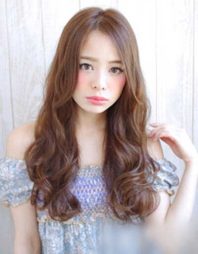 五款韩式甜美长发蛋卷头发型萌妹子大爱