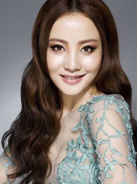 气质女神范长卷发发型图盘点