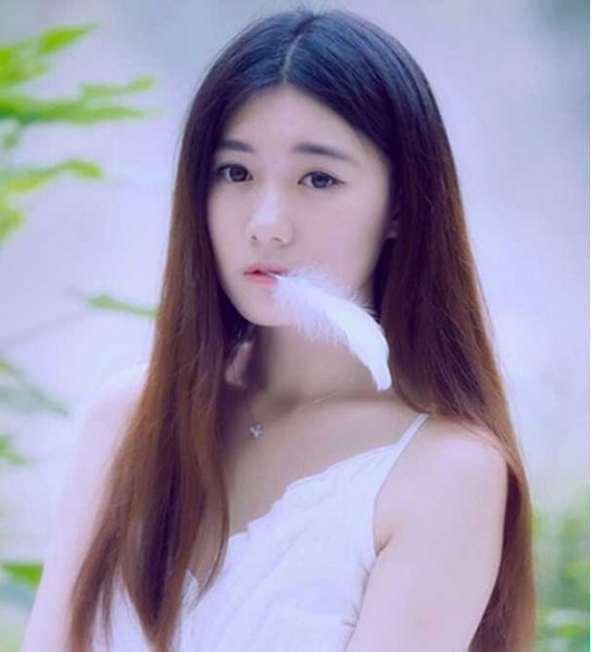 气质直发发型优雅时尚不out