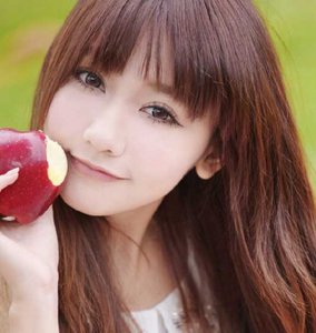 气质淑女范的直发发型图片 展现气质淑女风的直发造型图